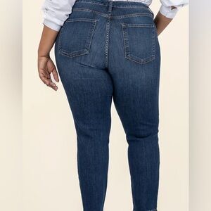 Kut- Reese Strait Leg Cropped Jeans